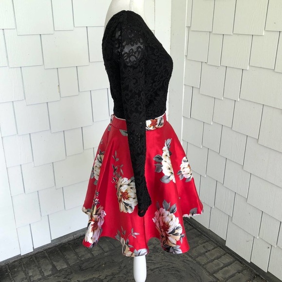 City Studio Women's Black/Red Top/Skirt Two Piece Mix & Match Set sz Jr's 3 - Picture 5 of 8